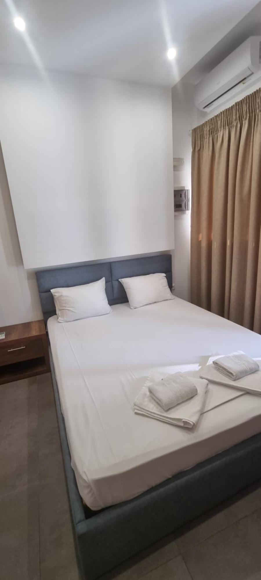 Sophia Seaview Suites & Restaurant Vrasná Pokoj fotografie